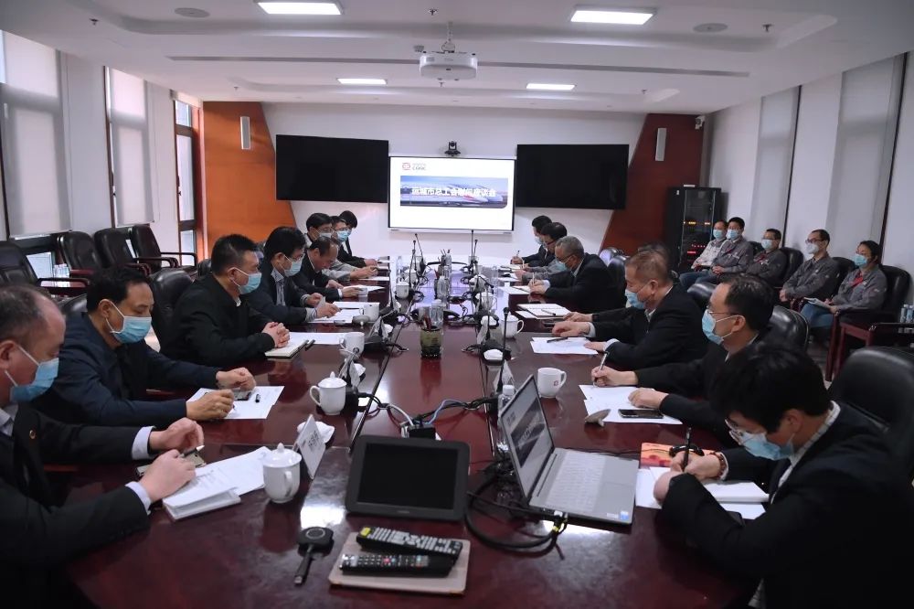 運(yùn)城市總工會一行走訪慰問永濟(jì)電機(jī)公司勞模代表 運(yùn)城市總工會一行走訪慰問永濟(jì)電機(jī)公司勞模代表