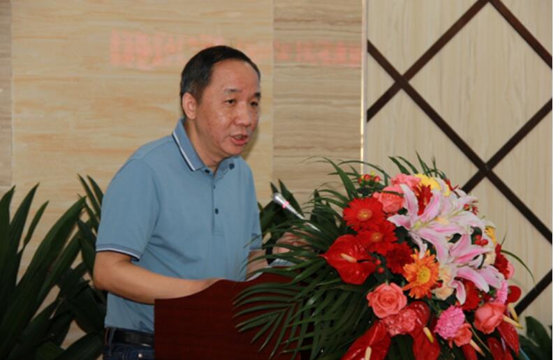 中國儀器儀表行業(yè)協(xié)會秘書長、SC6副主任委員 李躍光 中國儀器儀表行業(yè)協(xié)會秘書長、SC6副主任委員 李躍光