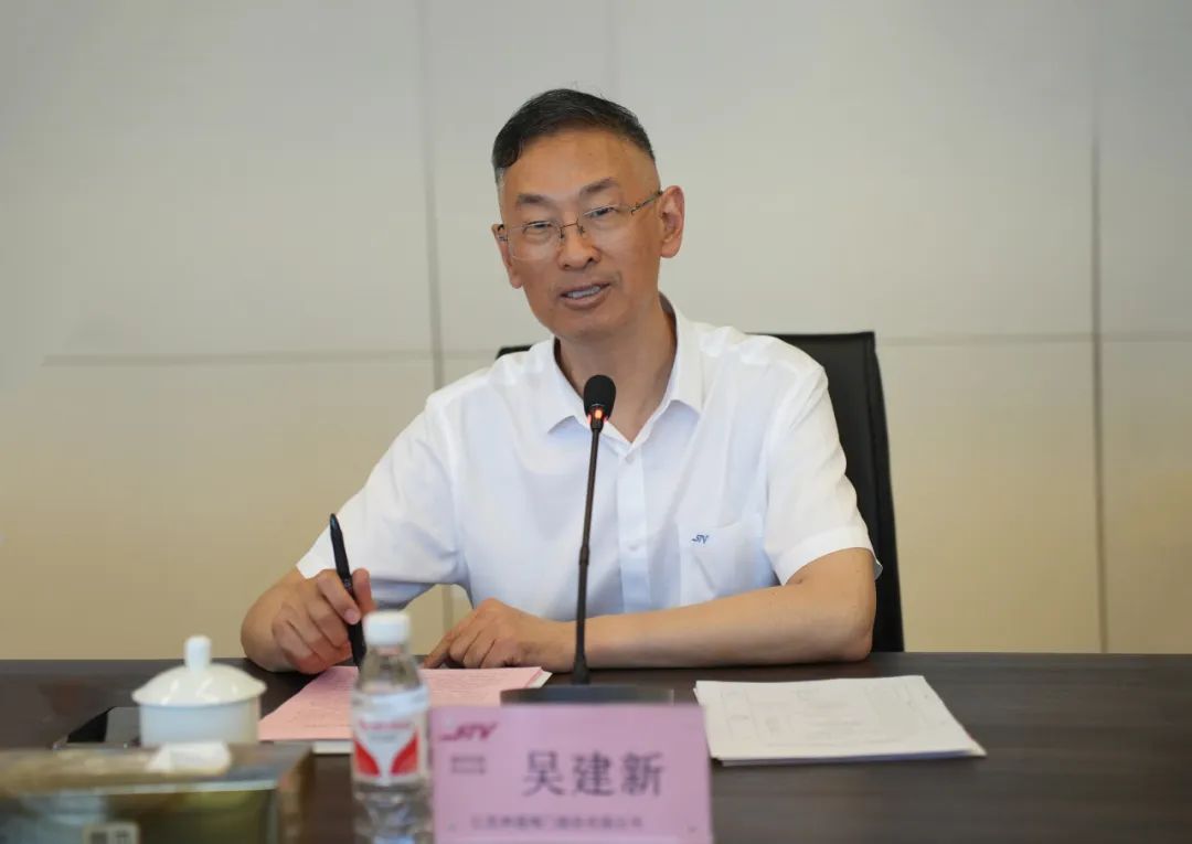 黨委書記、總裁 吳建新 黨委書記、總裁 吳建新